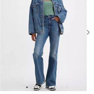 Levi’s jeans 70s high flare size 25